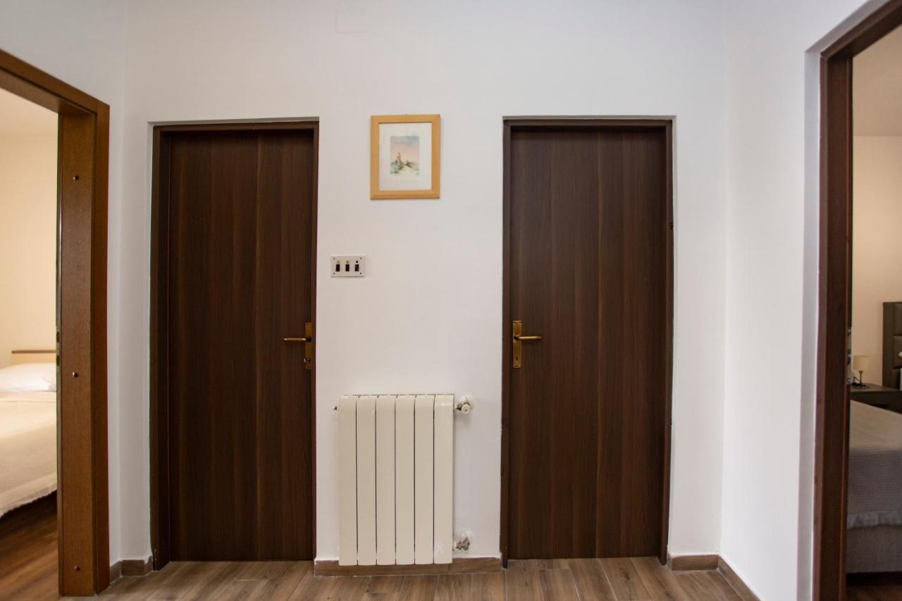Apartment Matteo Rovigno Esterno foto