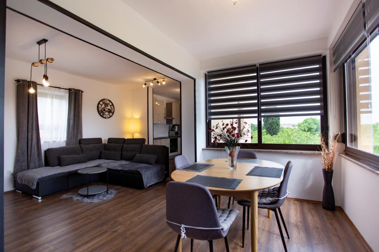 Apartment Matteo Rovigno Esterno foto