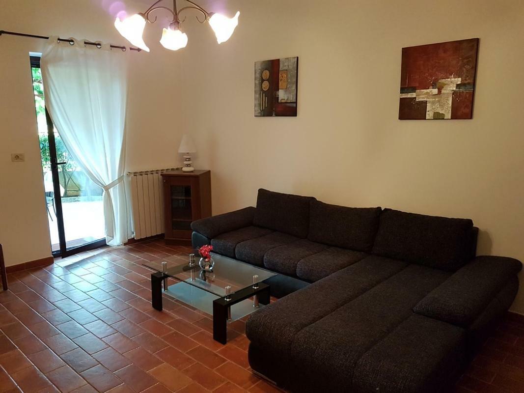 Apartment Matteo Rovigno Esterno foto